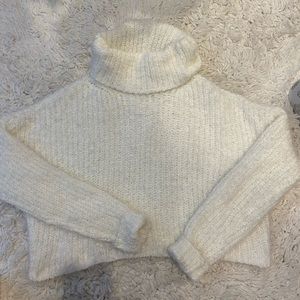 Crop sweater